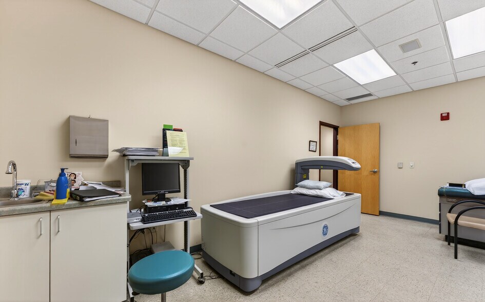More Photos Of 12555 W National Ave, New Berlin Medical For Sale
