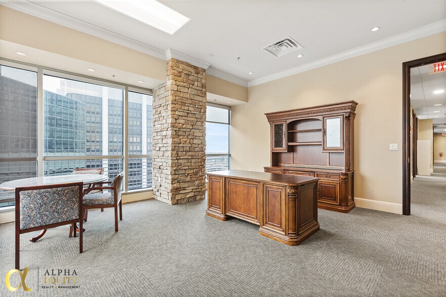 More Photos Of 189 S Orange Ave, Orlando Office Residential For Sale