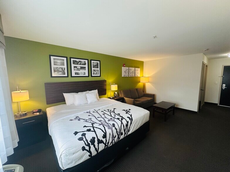 More Photos Of 4450 Rhea County Hwy, Dayton Hotel For Sale