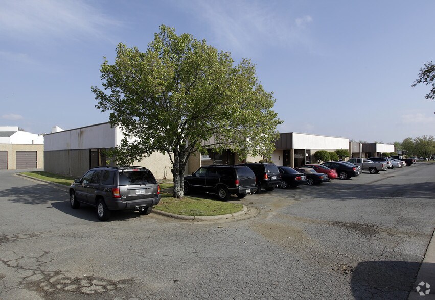 More Photos Of , North Little Rock Flex For Sale