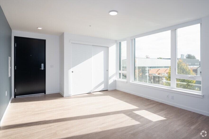 More Photos Of 2309 S Jackson St, Seattle Apartments For Lease