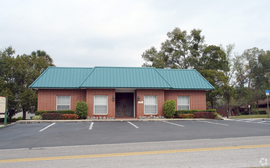 Primary Photo Of 307 NW 3rd St, Ocala Office For Lease