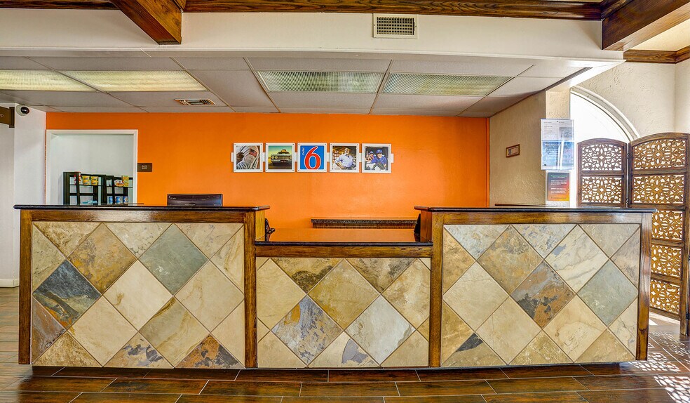 More Photos Of 1312 N Service Rd, Sonora Hotel For Sale