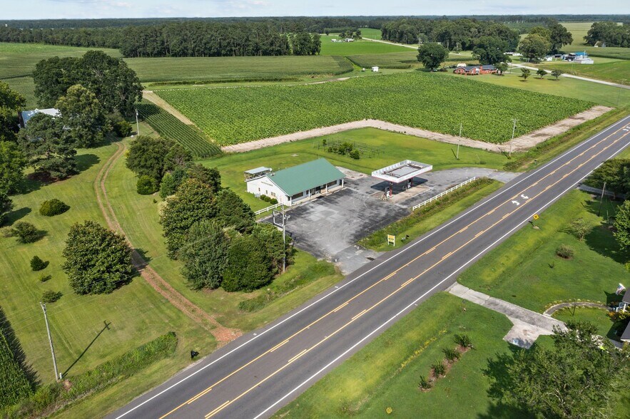 More Photos Of 3560 NC Hwy 43 Hwy N, Vanceboro Convenience Store For Sale