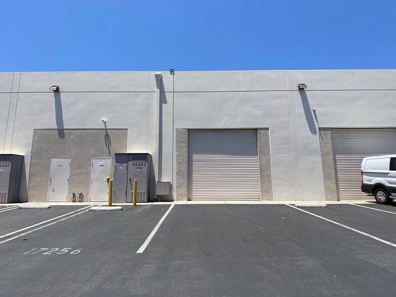 More Photos Of 17200-17288 Red Hill Ave, Irvine Flex For Lease