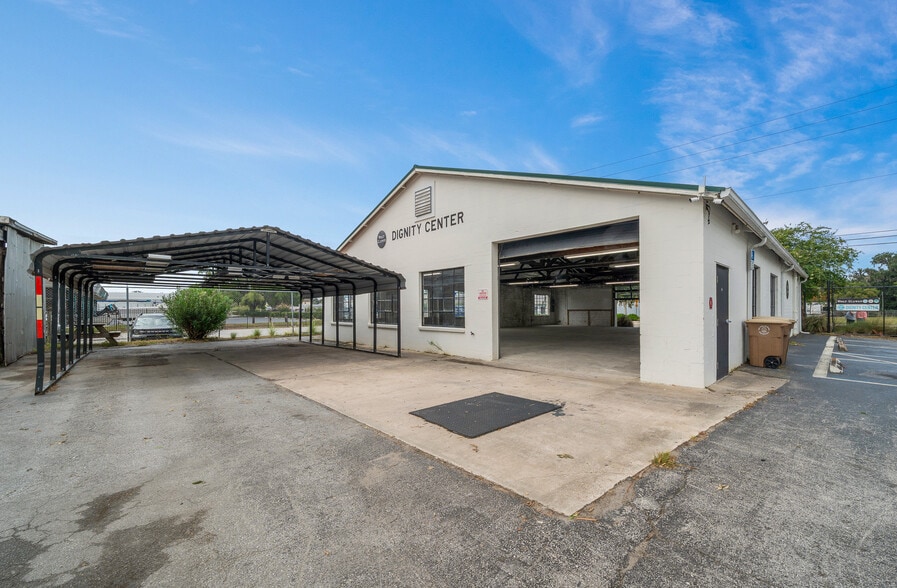 More Photos Of 98 NE 9th St, Ocala Unknown For Lease