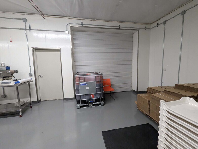 More Photos Of 1171 Us-25 Hwy, Travelers Rest Manufacturing For Sale