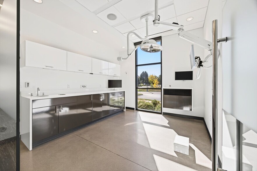 More Photos Of 7991 Vance Dr, Arvada Healthcare For Sale