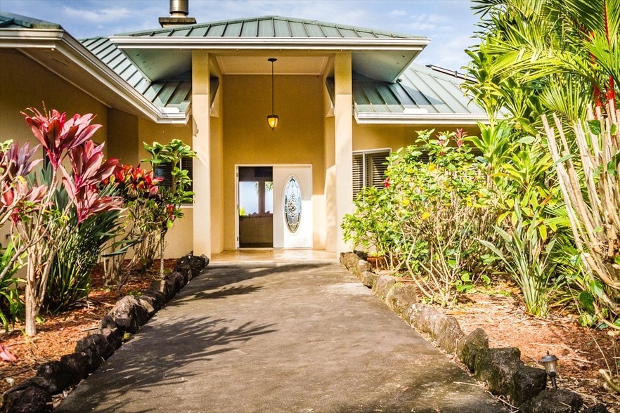 More Photos Of 31-212 Hawaii Belt Rd, Ninole Hospitality For Sale