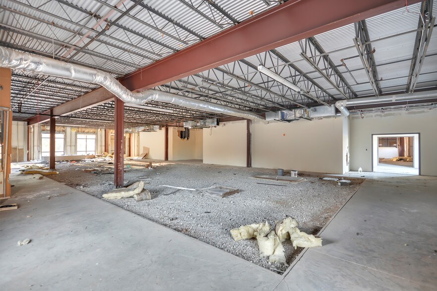 More Photos Of 7335 Old National Hwy, Riverdale Medical For Sale