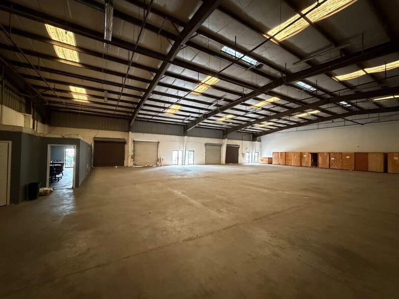 More Photos Of 8570 Philips Hwy, Jacksonville Unknown For Lease