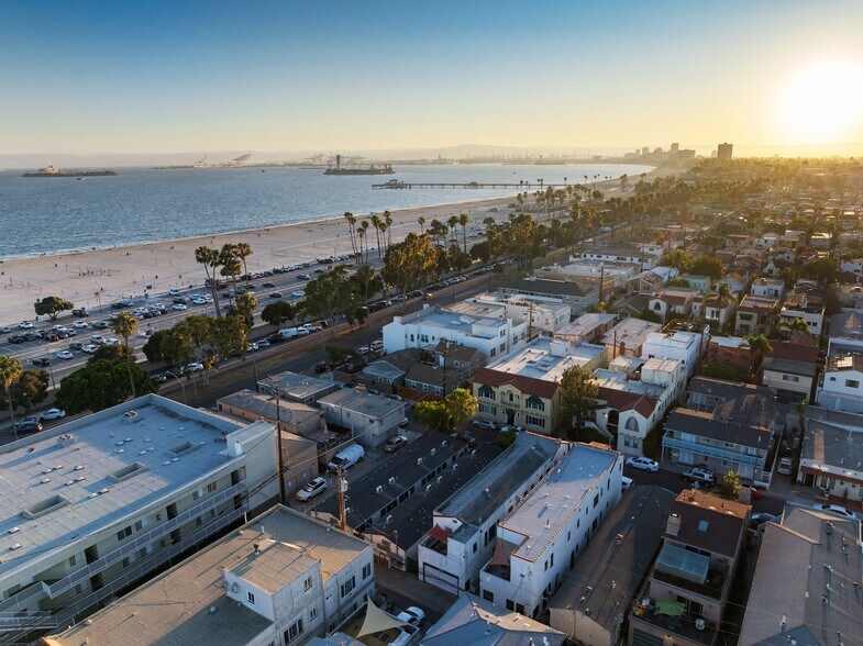 More Photos Of 28 Argonne Ave, Long Beach Apartments For Sale