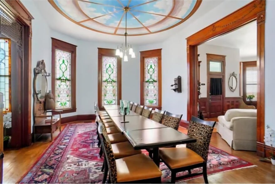 More Photos Of 1105 Palo Pinto St, Weatherford Hospitality For Sale