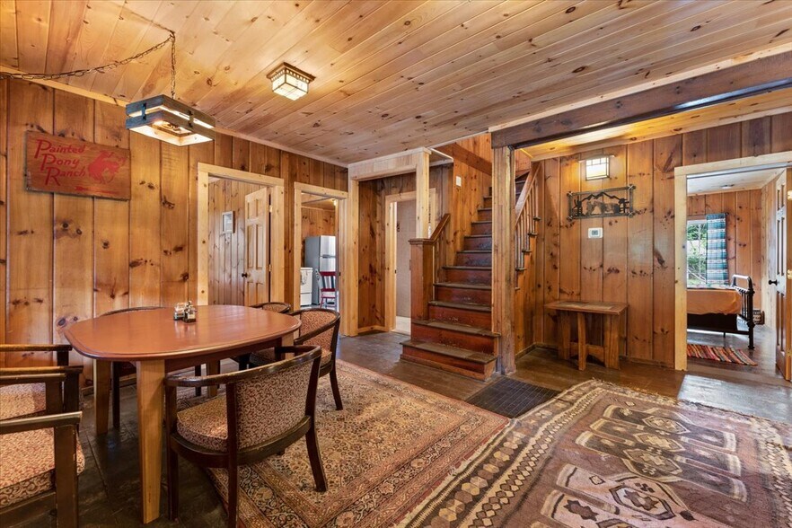More Photos Of 746 Howe Rd, Lake Luzerne Hotel For Sale