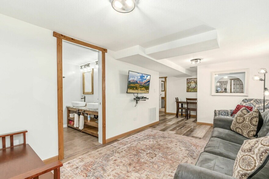 More Photos Of 4980 Highway 73, Evergreen Hotel For Sale
