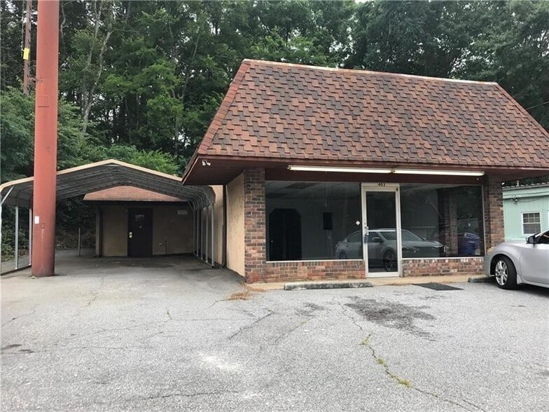 More Photos Of 403 W Memorial Dr, Dallas Freestanding For Sale