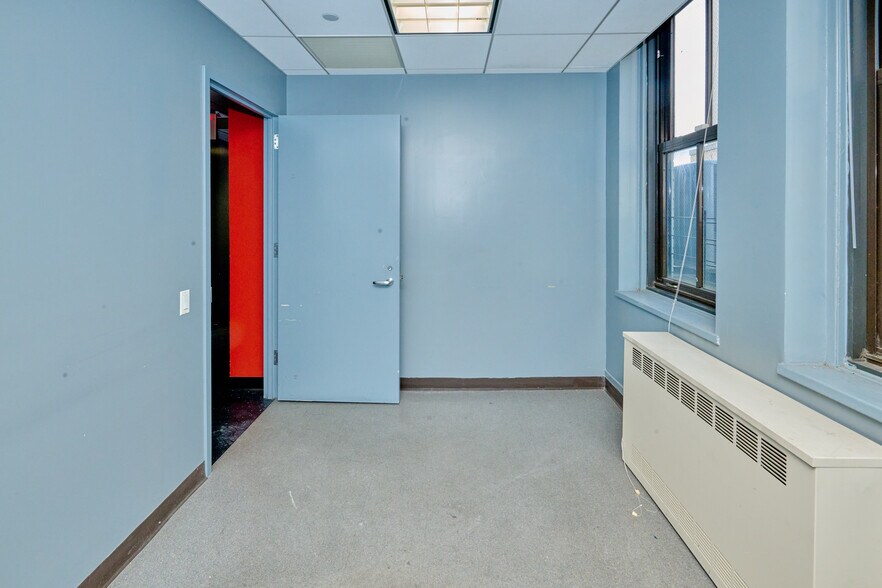 More Photos Of 369 E 149th St, Bronx Office For Lease