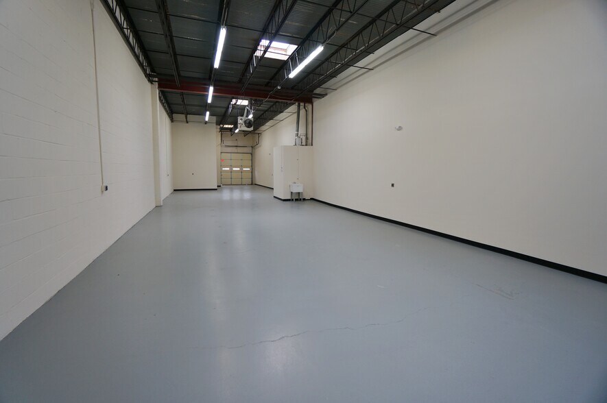 More Photos Of 1100-1146 Taft St, Rockville Warehouse For Lease
