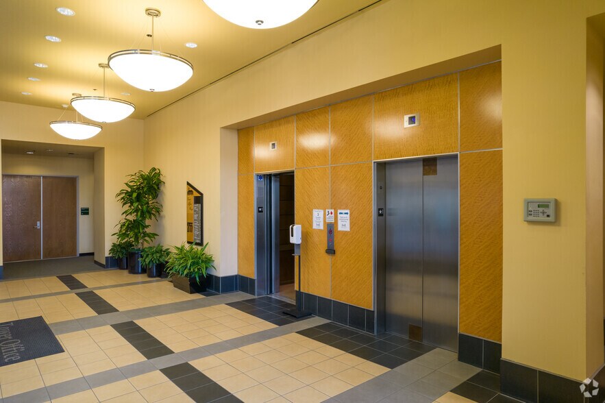 More Photos Of 27555 Ynez Rd, Temecula Medical For Lease