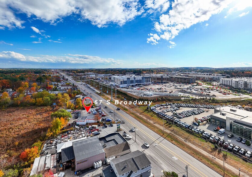 More Photos Of 67 S Broadway, Salem Auto Dealership For Sale
