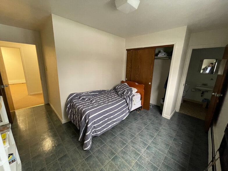 More Photos Of 232 S Home Ave, Pittsburgh Specialty For Sale