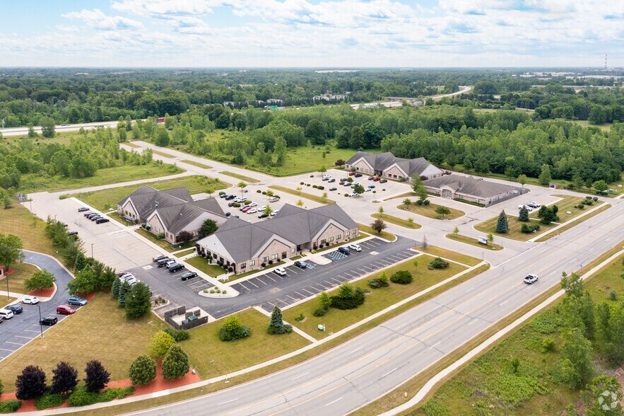 More Photos Of 8158 Executive Ct, Lansing Medical For Lease