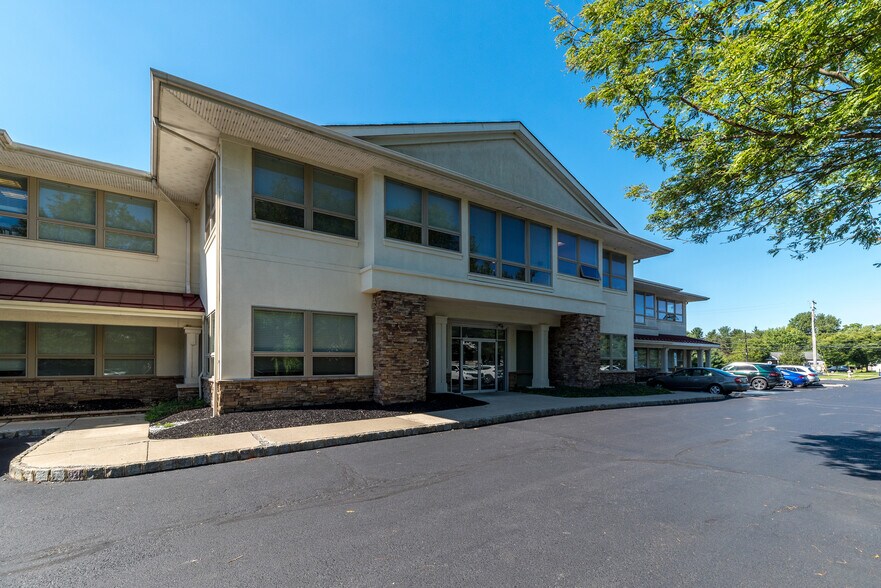 More Photos Of 1243 Easton Rd, Warrington Unknown For Lease