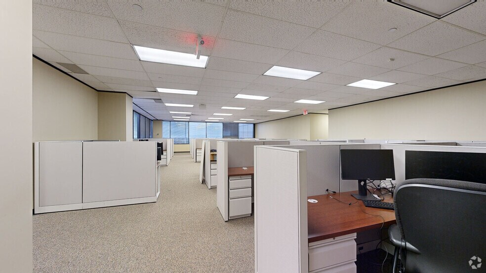 More Photos Of 1111 N Loop W, Houston Office For Lease