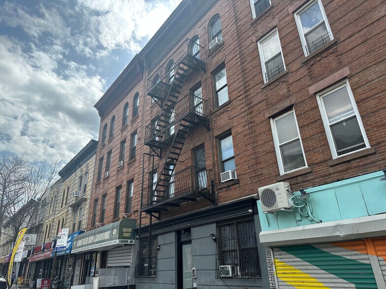 More Photos Of 750 Washington Ave, Brooklyn Apartments For Sale