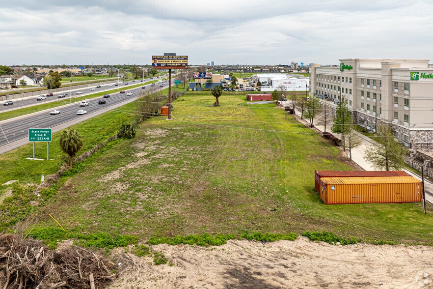 More Photos Of Interstate 10 Parcel, Kenner Land For Sale