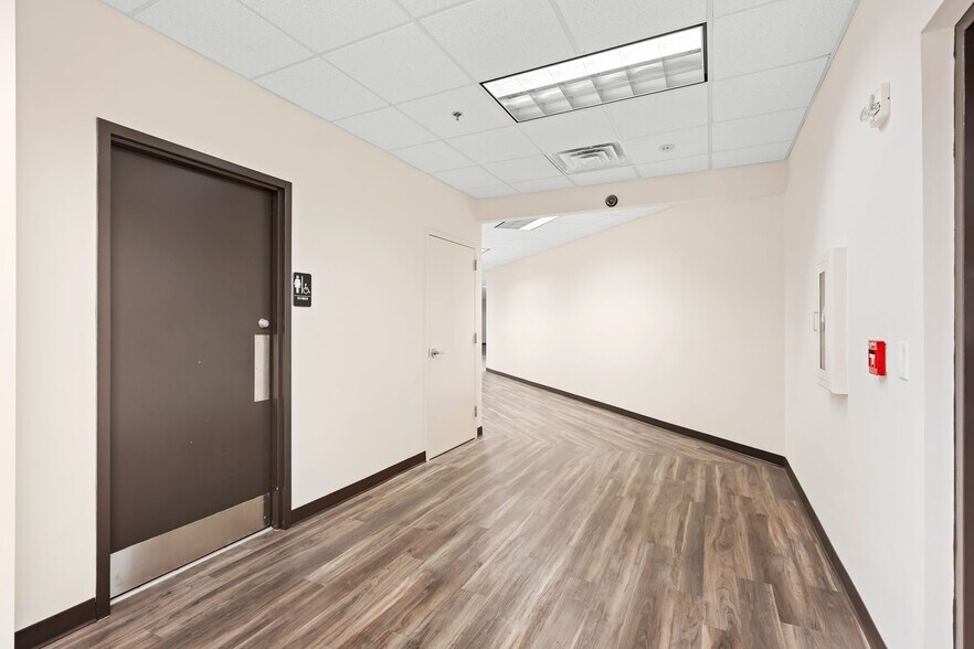 More Photos Of 112 Long Hollow Pike, Goodlettsville Office For Lease