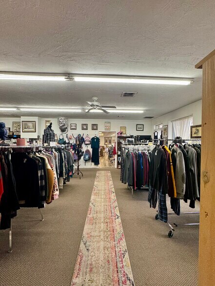 More Photos Of 408 W Main St, Payson Freestanding For Sale