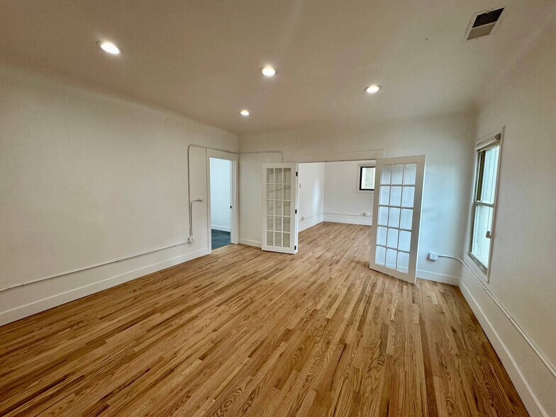 More Photos Of 715-717 12th St, Golden Unknown For Lease