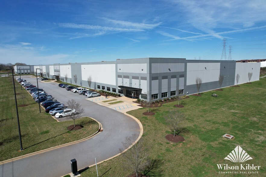 More Photos Of 250 Wilson Bridge Rd, Fountain Inn Warehouse For Lease