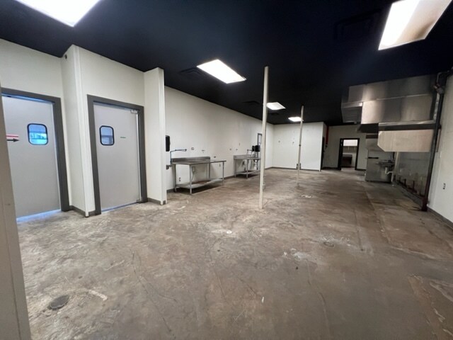 More Photos Of 8950 US-165, Sterlington Storefront For Sale