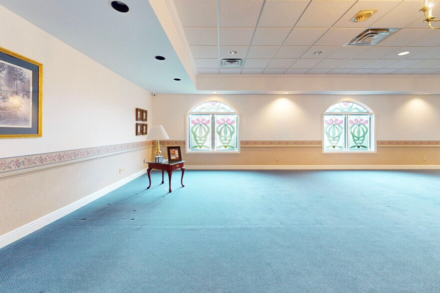 More Photos Of 3721 Main St, Weirton Funeral Home For Sale
