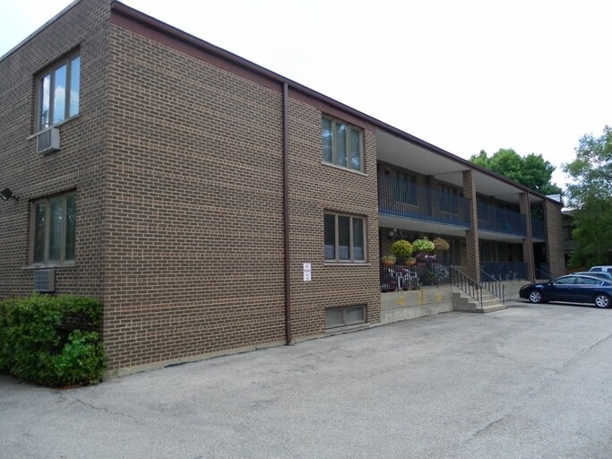 More Photos Of 20 S Dee Rd, Park Ridge Apartments For Sale