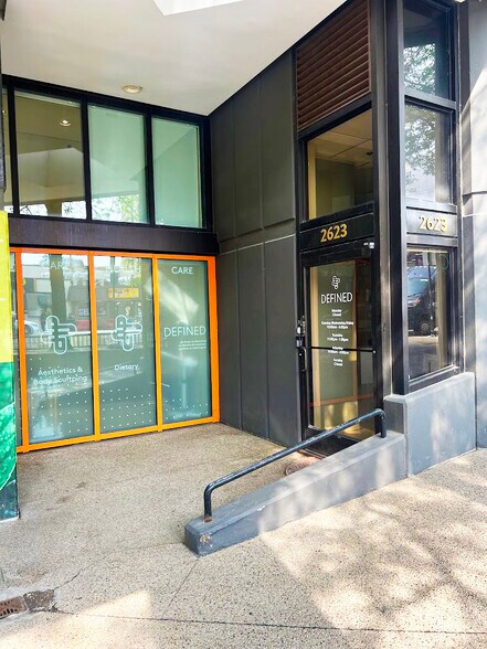 More Photos Of 2623-2627 N Clark St, Chicago Apartments For Lease