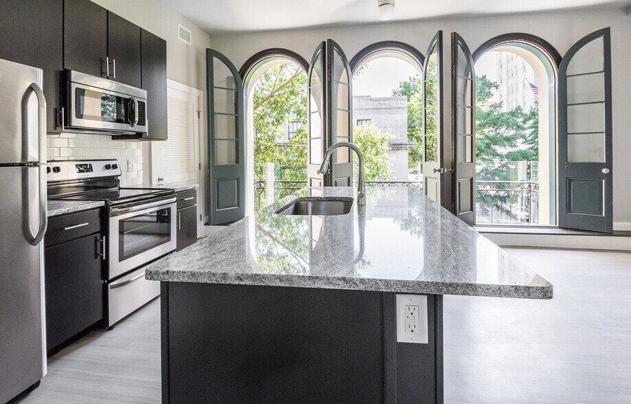 More Photos Of 421 E Franklin St, Richmond Apartments For Sale