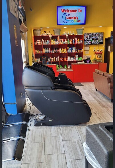 More Photos Of 5423-5431 Chas Windham, San Antonio Storefront Retail Office For Sale