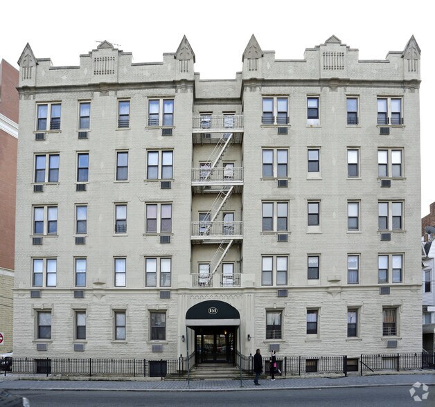 More Photos Of 151 SIP Ave, Jersey City Apartments For Sale