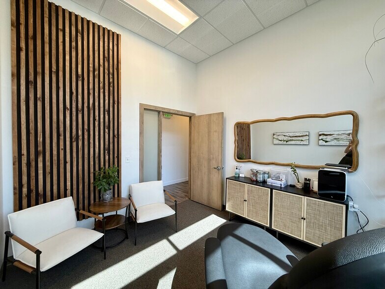 More Photos Of 12481 S Fort St, Draper Medical For Lease