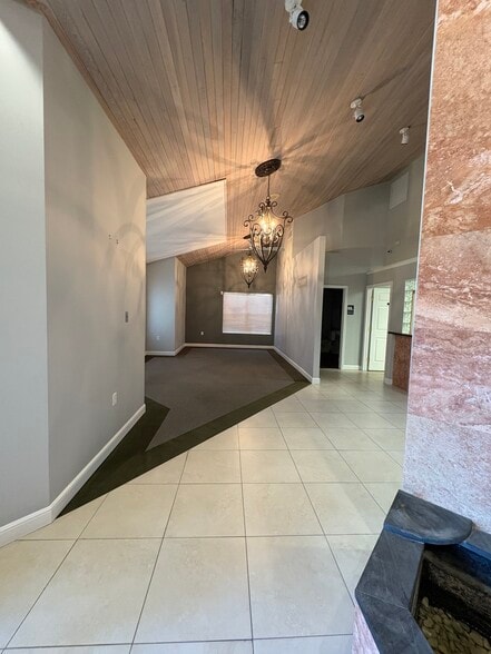 More Photos Of 9066 Cypress Green Dr, Jacksonville Medical For Sale