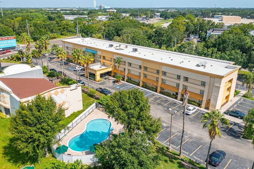 More Photos Of 602 S Falkenburg Rd, Tampa Hotel For Sale