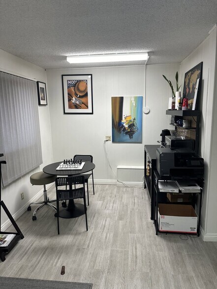 More Photos Of 5317 N Figueroa St, Los Angeles Office For Lease
