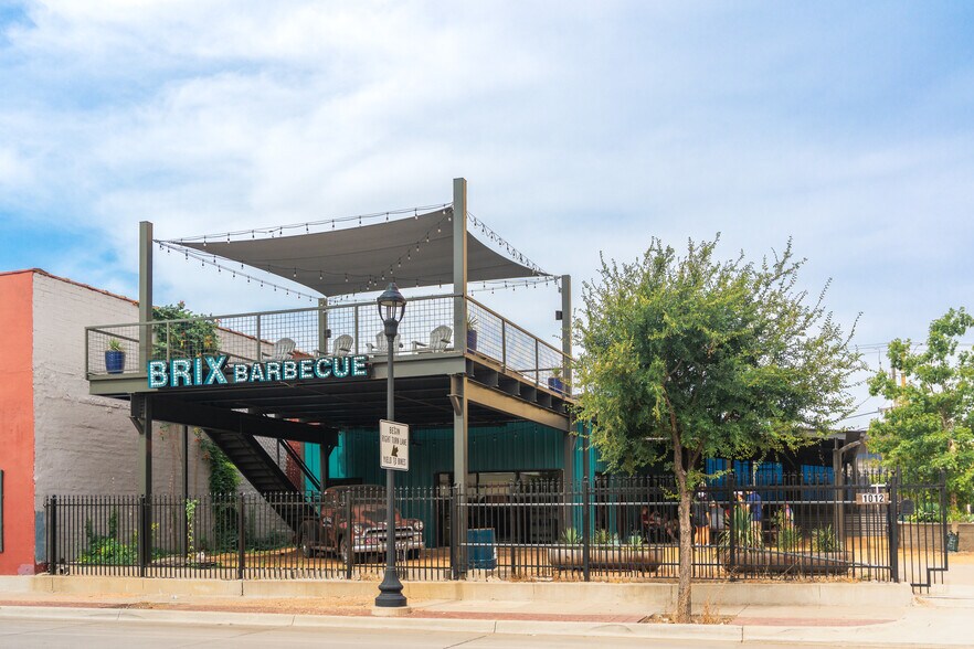 Primary Photo Of 1012 S Main St, Fort Worth Restaurant For Lease