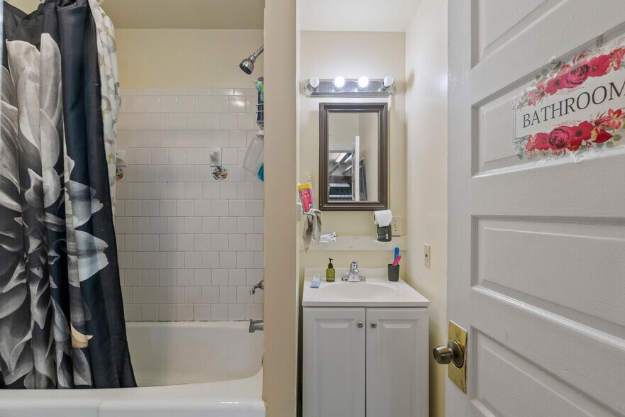 More Photos Of , Baltimore Multifamily For Sale