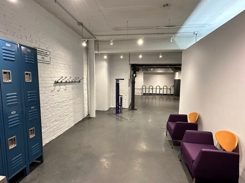 More Photos Of 328 S Jefferson St, Chicago Office For Lease