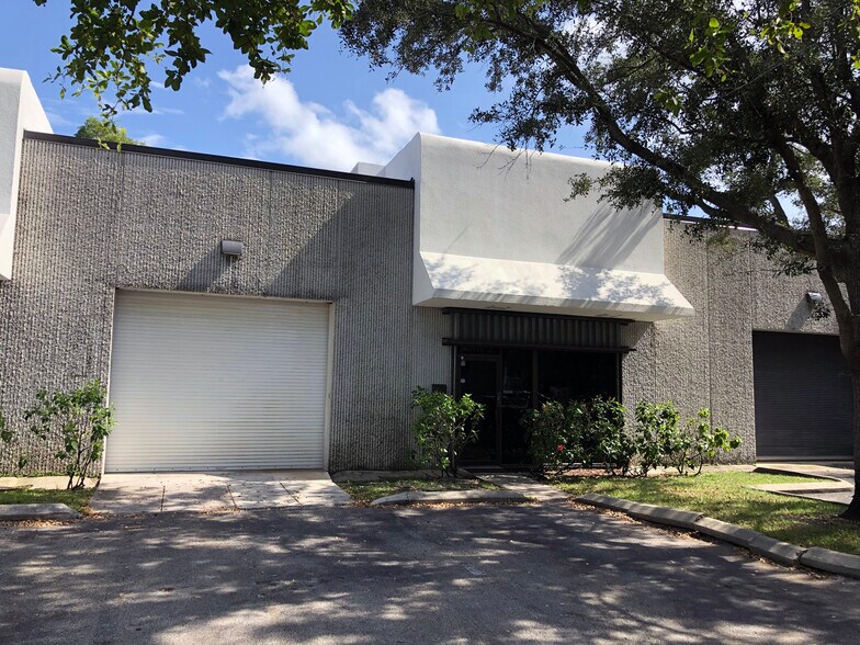 Primary Photo Of 1660 NW 65th Ave, Fort Lauderdale Warehouse For Lease