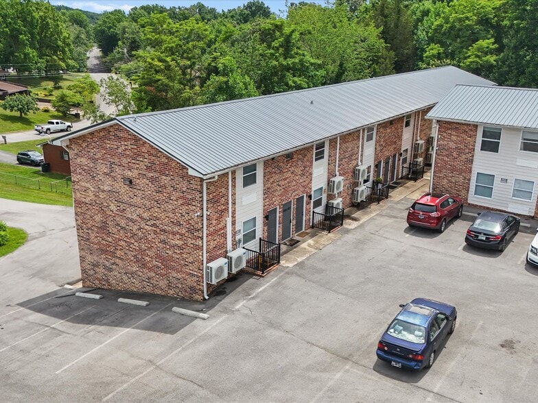 More Photos Of 112 Becky Dr, Greeneville Apartments For Sale